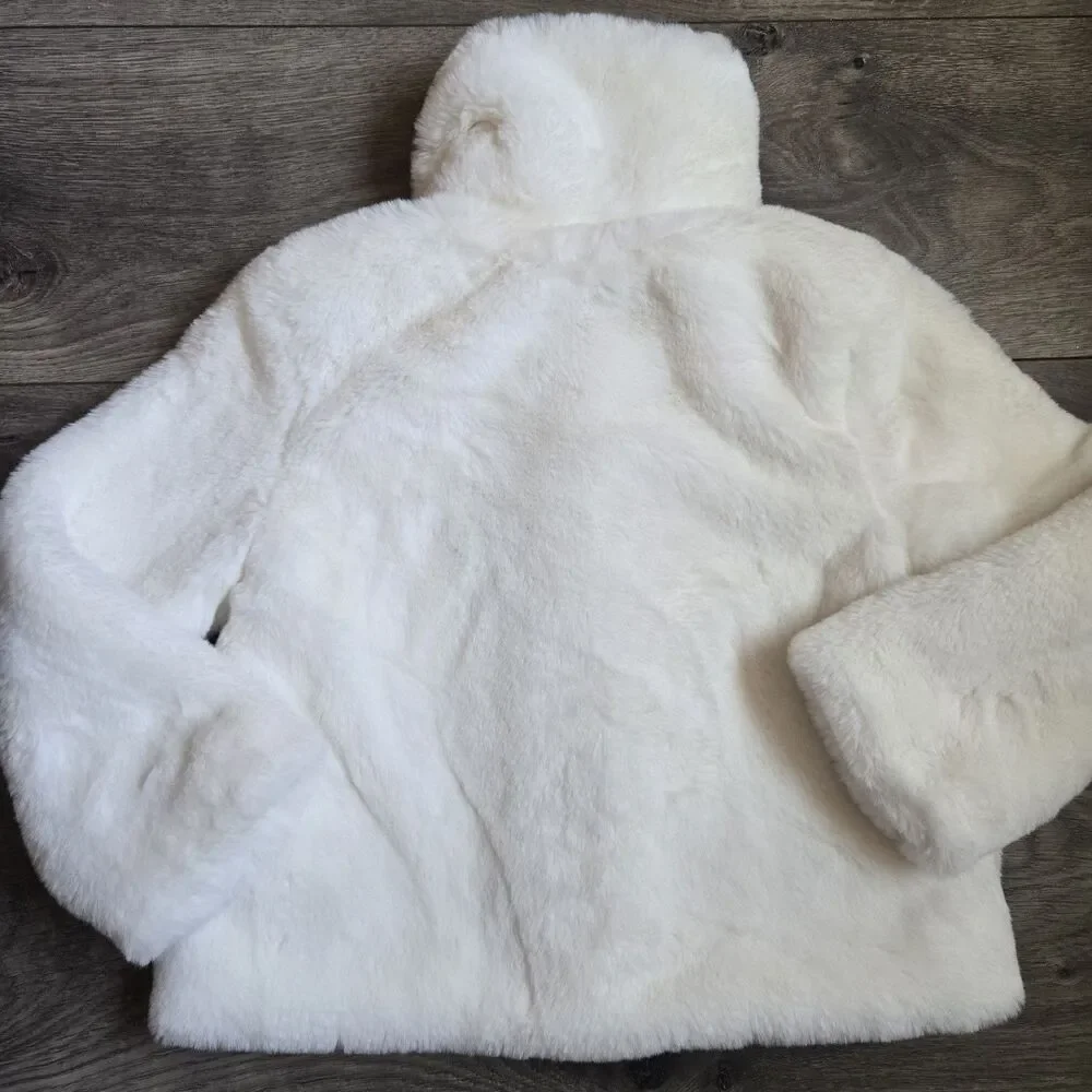 The Children's Place Girls 4T White Faux Fur Coat Jacket Winter Formal Holiday